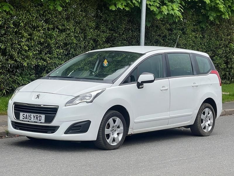 Used Peugeot 5008 Access 2015 White MPV