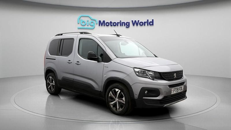 Used Peugeot Rifter GT-line 131 HP (96 kW) 2019 Grey MPV
