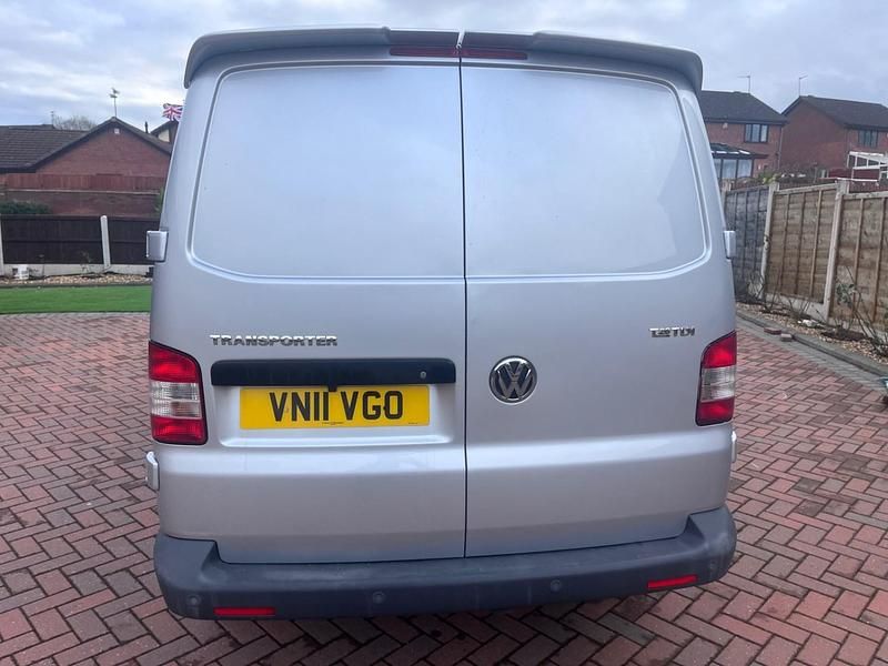 Used VW T5 102 HP (75 kW) 2011 Silver Van