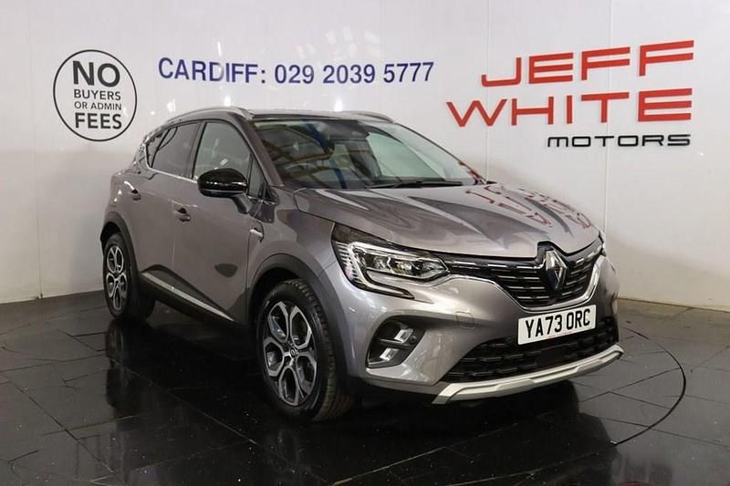 Used Renault Captur Techno 143 HP (105 kW) 2023 Grey SUV