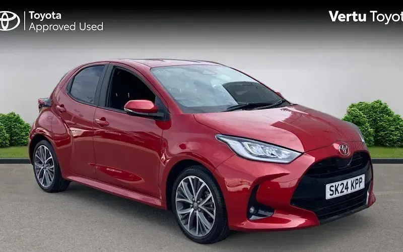 Second-hand Toyota Yaris Hybrid 116 CP (85 kW) 2024 Hatchback