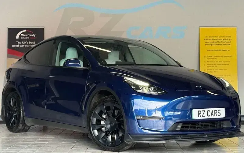 Used Tesla Model Y Long Range AWD 286 kW (389 HP) 2025 SUV