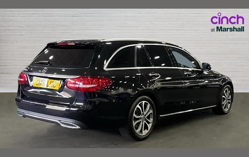 Used Mercedes C250 Premium 200 HP (147 kW) 2018 Black Estate