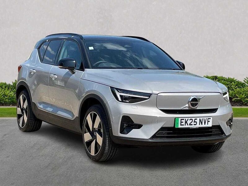 New 2025 Volvo EX40 Ultra SUV | £43,999 (Good price) - Image 1/4