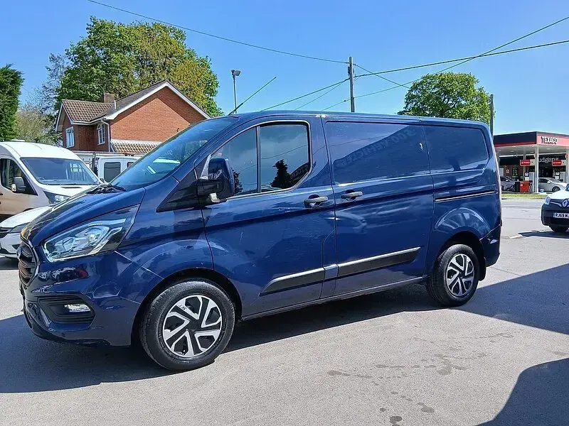 Begagnad Ford Transit Custom Trend 130 HK (95 kW) 2018 Blå Van