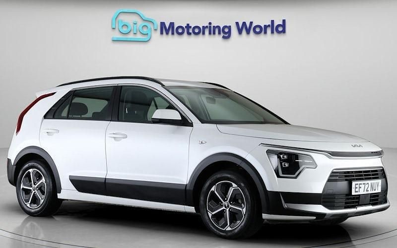Used Kia Niro 141 HP (103 kW) 2023 White SUV