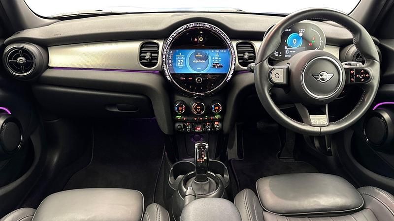 Used Mini Cooper Exclusive 134 HP (98 kW) 2023 Red Hatchback