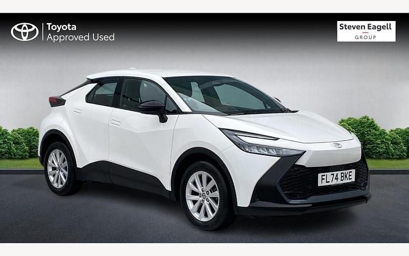 Used Toyota C-HR 140 HP (102 kW) 2026 SUV