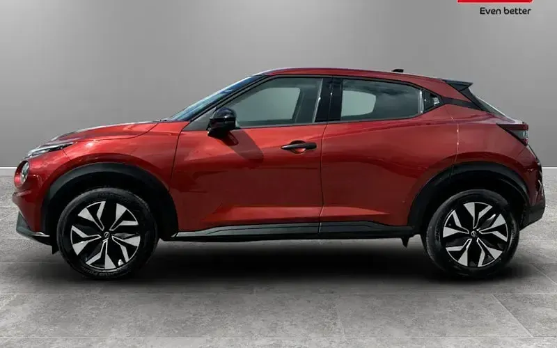 Usado Nissan Juke Acenta Premium 114 HP (83 kW) 2026 SUV