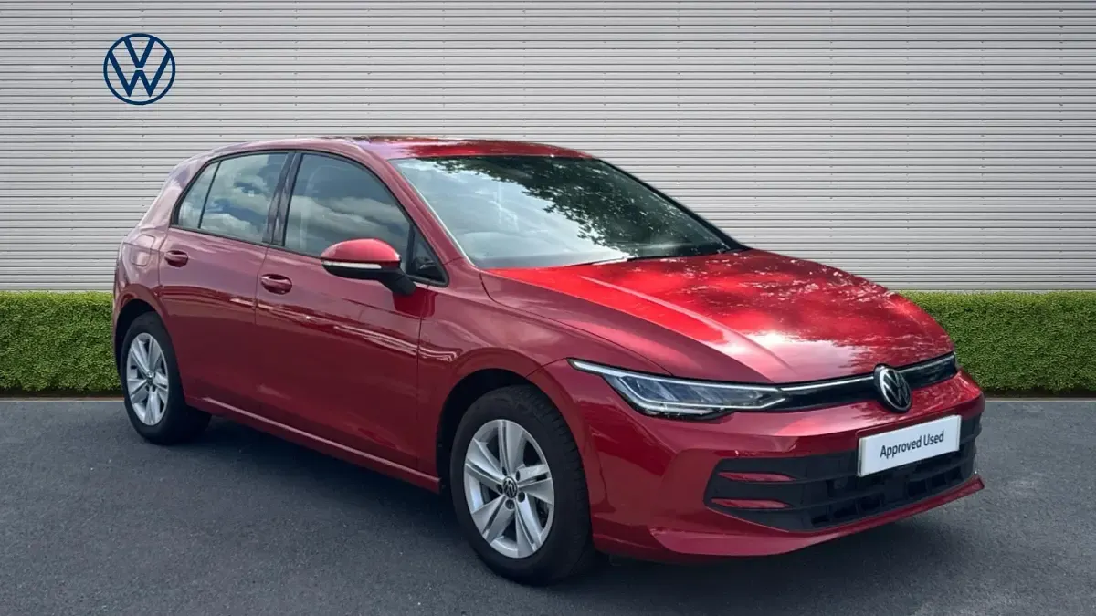 Used VW Golf VIII Life 116 HP (85 kW) 2025 Hatchback