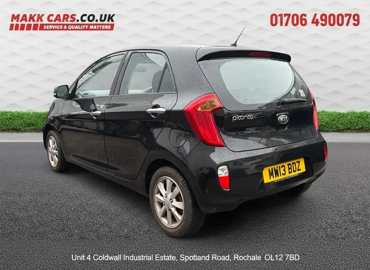 Used Kia Picanto 68 HP (50 kW) 2013 Black Hatchback