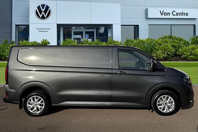 New VW Transporter Pro 170 HP (125 kW) 2025 Grey Van