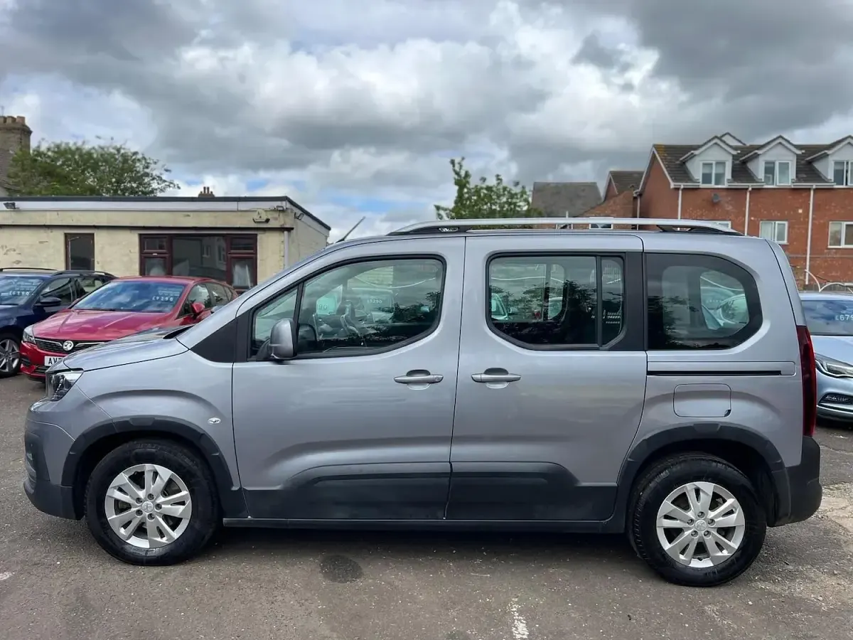 Used Peugeot Rifter Allure 2019 Grey MPV