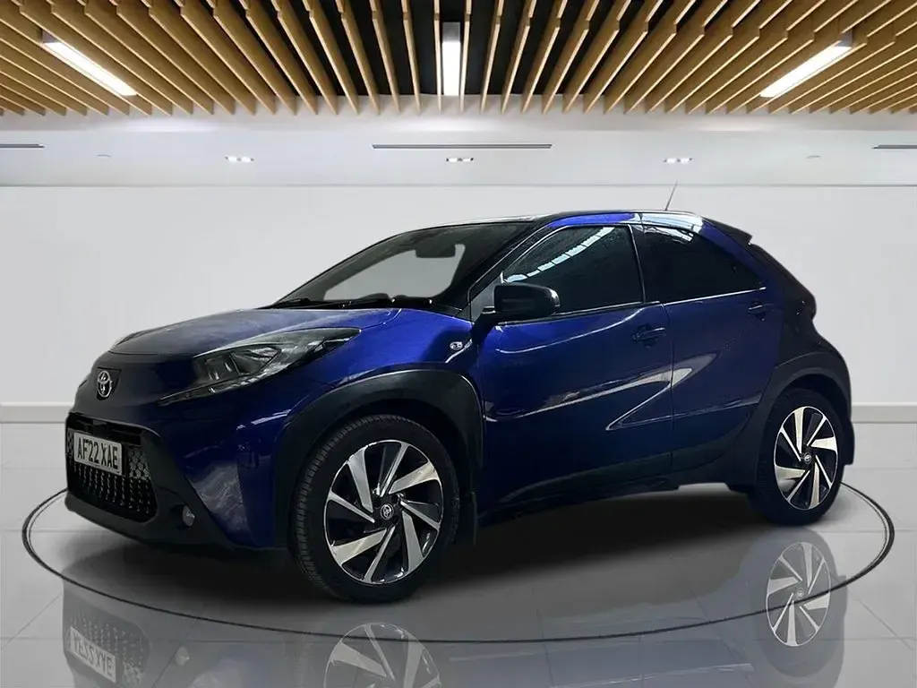 Used Toyota Aygo X 72 HP (52 kW) 2022 Blue SUV