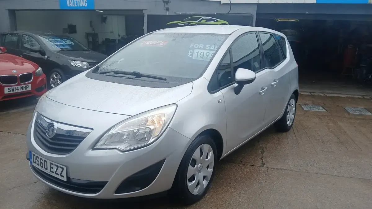 Used Vauxhall Meriva 2010 Silver MPV