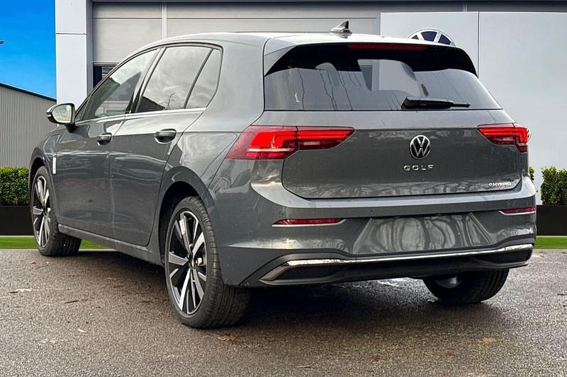New VW Golf VIII Style 200 HP (147 kW) 2025 Grey Hatchback
