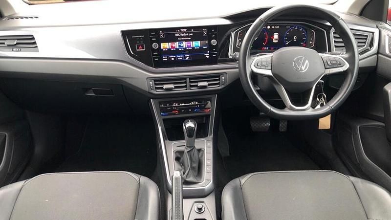 Used VW Taigo Style 148 HP (108 kW) 2022 Red SUV