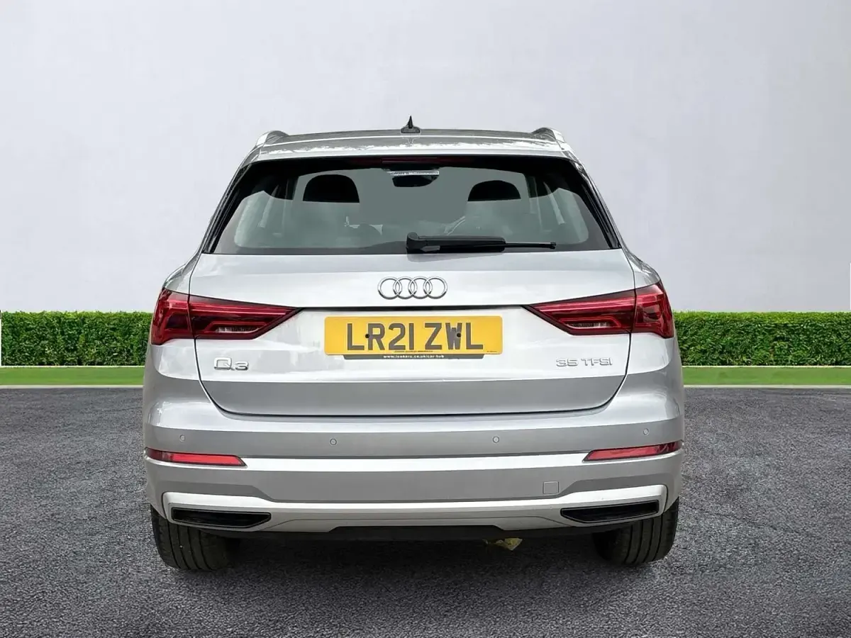 Used Audi Q3 Sport 150 HP (110 kW) 2021 Silver SUV