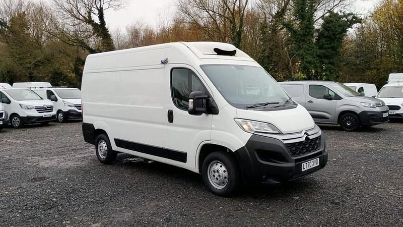 White Used 2020 Citroën Relay Van | £9,480 (Super price) - Image 1/4