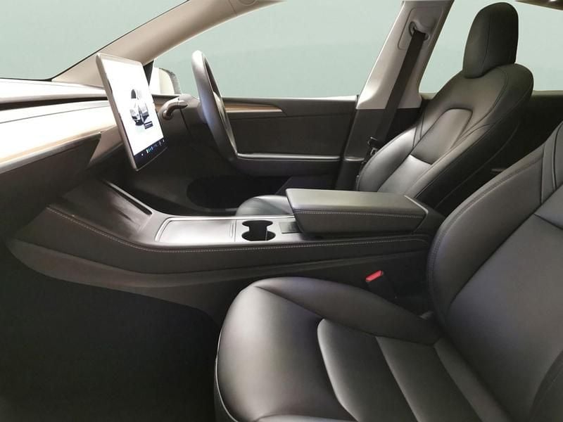 Used Tesla Model Y Long Range AWD 378 kW (514 HP) 2022 White SUV