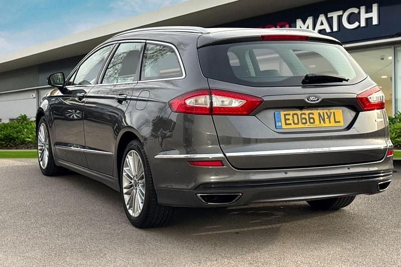 Used Ford Mondeo Vignale 240 HP (176 kW) 2016 Grey Estate