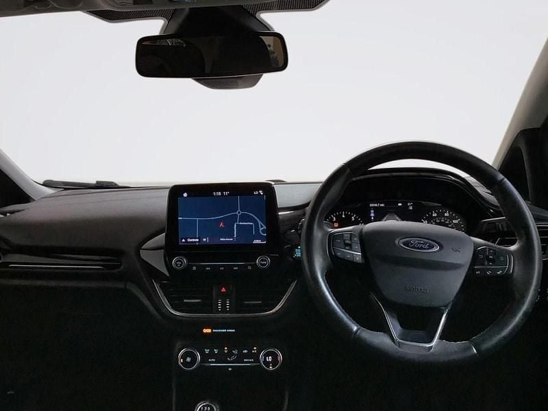 Used Ford Fiesta Titanium 125 HP (91 kW) 2018 Silver Hatchback