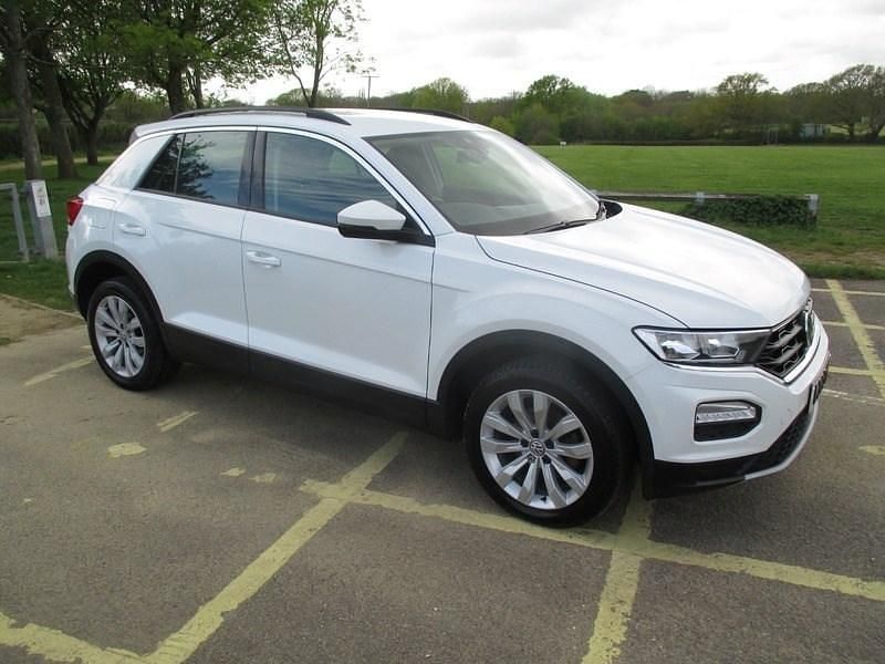 Used VW T-Roc SE 115 HP (84 kW) 2019 White SUV