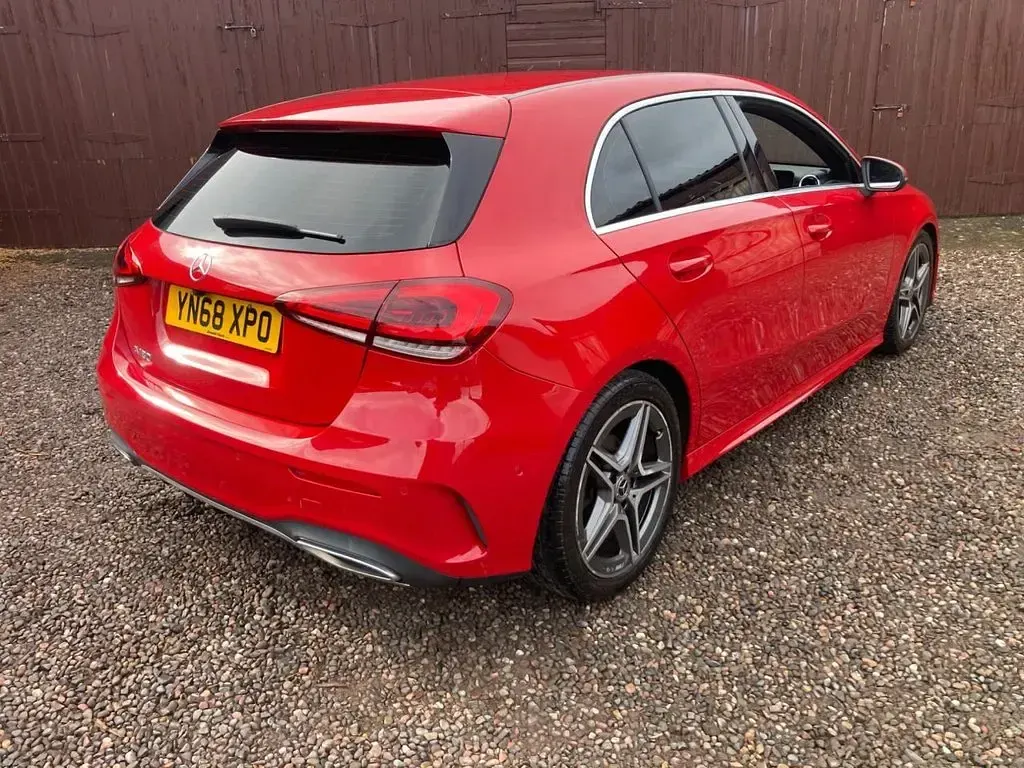 Used Mercedes A180 Executive 136 HP (100 kW) 2018 Red Hatchback