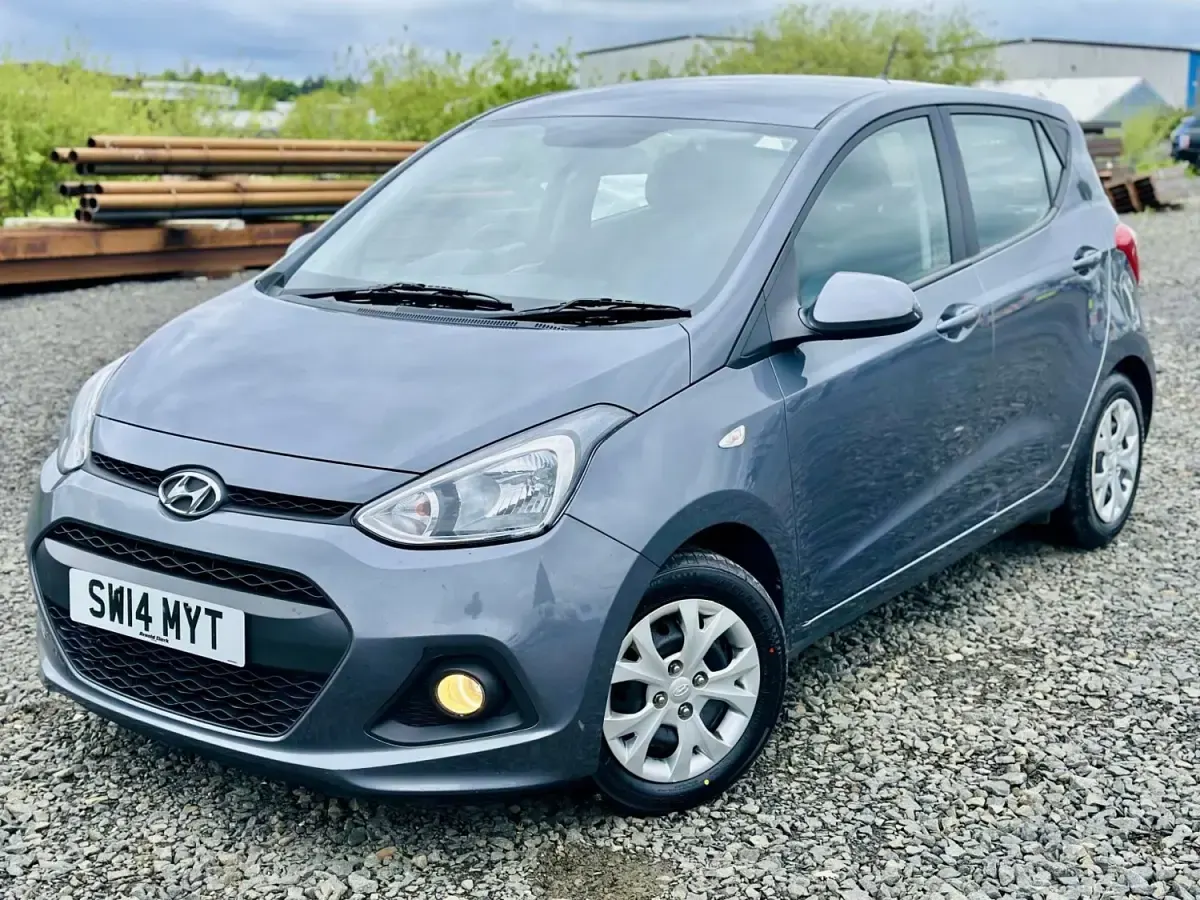 Usado Hyundai i10 SE 2014 Cinzento Citadino