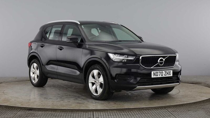 Black Used 2021 Volvo XC40 Momentum SUV | £18,990 (Fair price) - Image 1/4