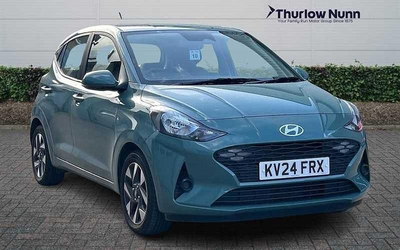 Used Hyundai i10 Advanced 67 HP (49 kW) 2024 Green Hatchback