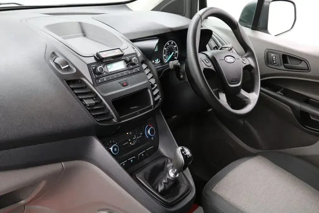 Usado Ford Transit Connect 75 HP (55 kW) 2020 Branco Monovolume