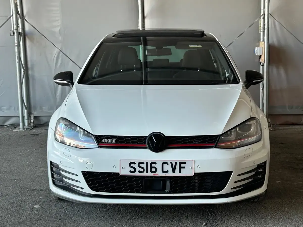 Used VW Golf VII GTI 2016 White Hatchback