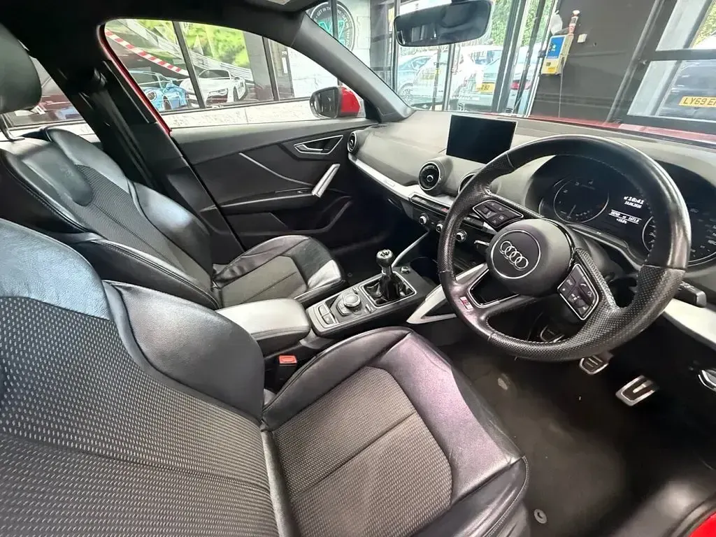 Used Audi Q2 S-Line 116 HP (85 kW) 2019 Red SUV