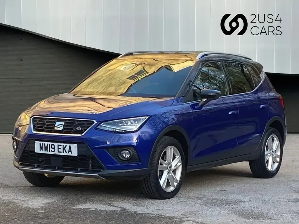 Usado Seat Arona FR 115 HP (84 kW) 2019 Azul SUV