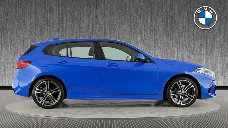 Used BMW 118 M Sport 134 HP (98 kW) 2021 Blue Hatchback