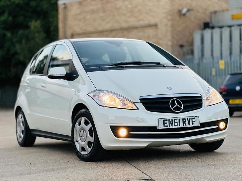 White Used 2012 Mercedes A160 Classic Hatchback | £2,395 - Image 1/4