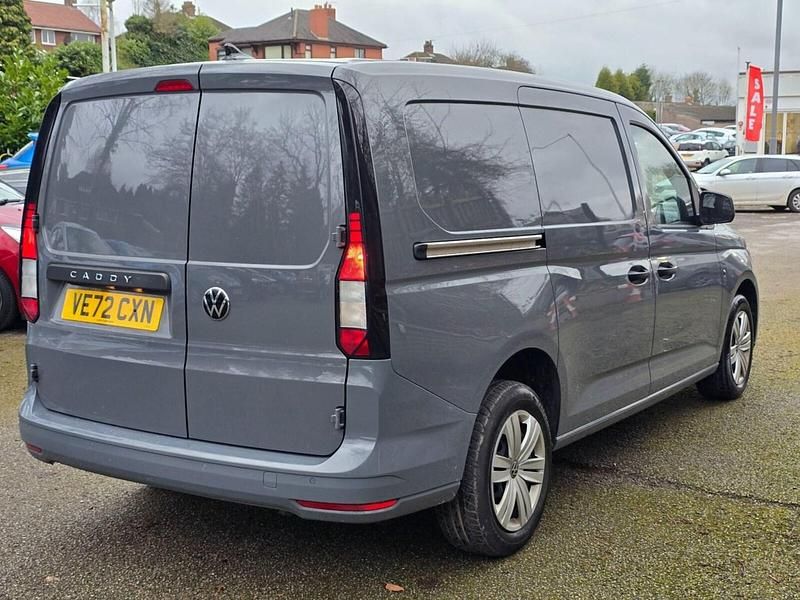 Used VW Caddy Maxi 102 HP (75 kW) 2023 Grey MPV