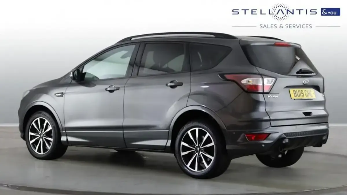 Used Ford Kuga ST-Line 178 HP (130 kW) 2019 Grey SUV