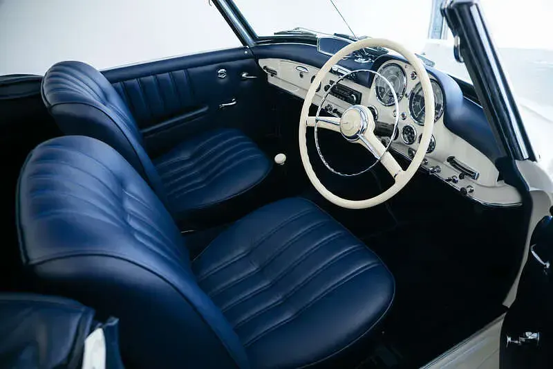Used Mercedes 190 105 HP (77 kW) 1961 White