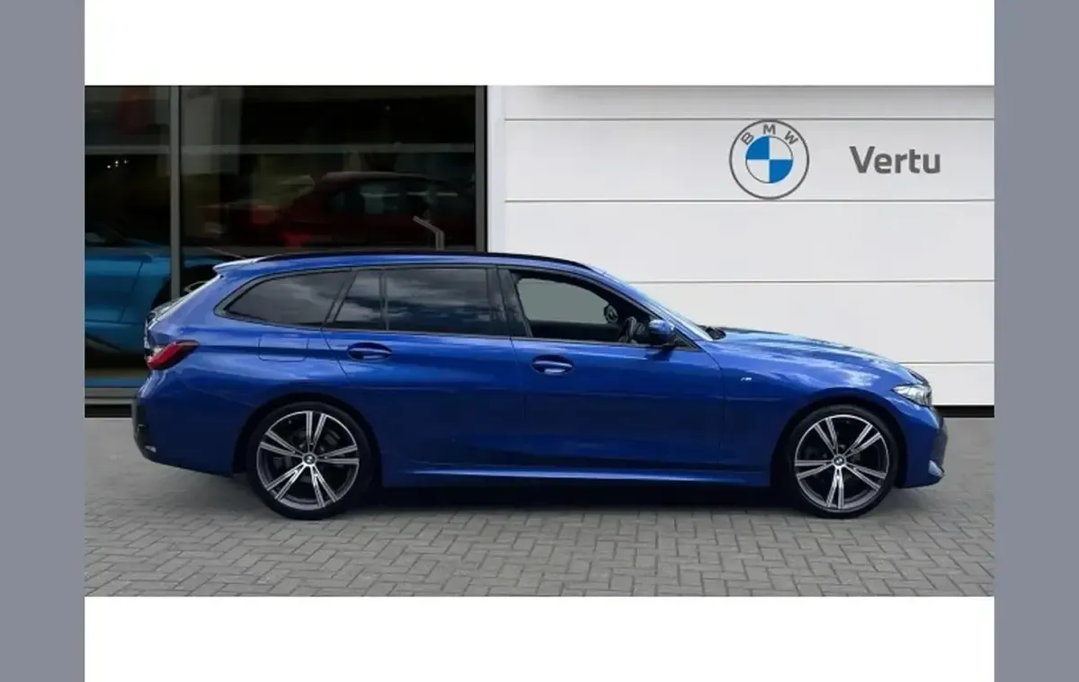 Used BMW 320 M Sport 184 HP (135 kW) 2024 Blue Estate