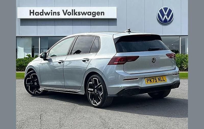 Used VW Golf VIII R-line 150 HP (110 kW) 2025 Silver Hatchback