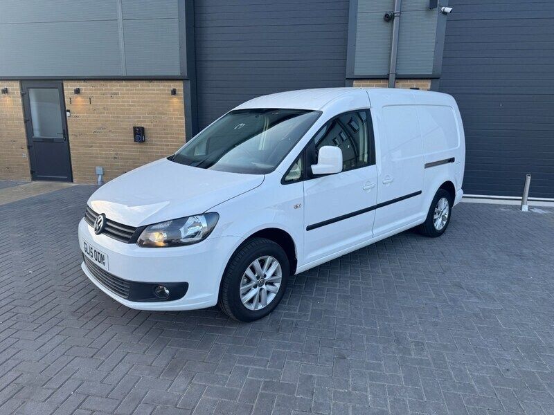 White Used 2015 VW Caddy Maxi Highline MPV | £5,495 - Image 1/4