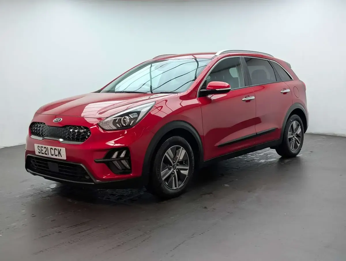 Used Kia Niro 141 HP (103 kW) 2021 Red SUV