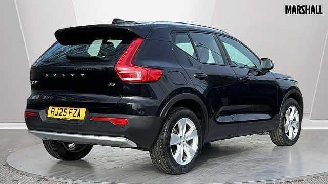 Used Volvo XC40 Core 161 HP (118 kW) 2025 Black SUV