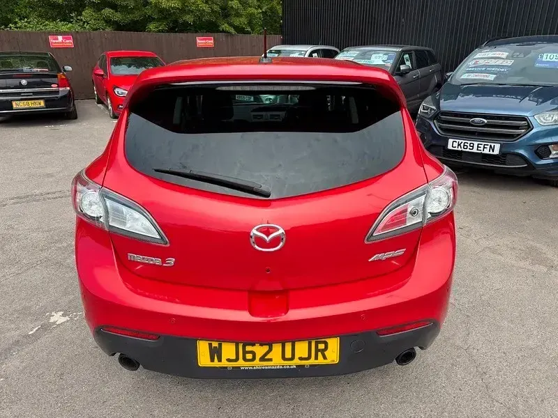 Używany Mazda 3 260 KM (191 kW) 2012 Czerwony Hatchback