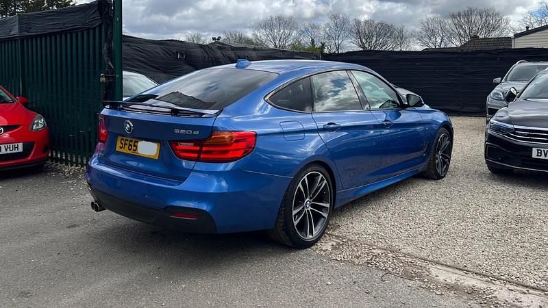 Usado BMW 320 M Sport 2015 Azul Utilitario
