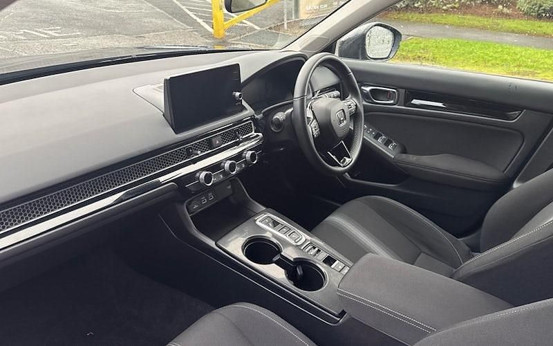 Used Honda Civic Elegance 143 HP (105 kW) 2024 Black Hatchback