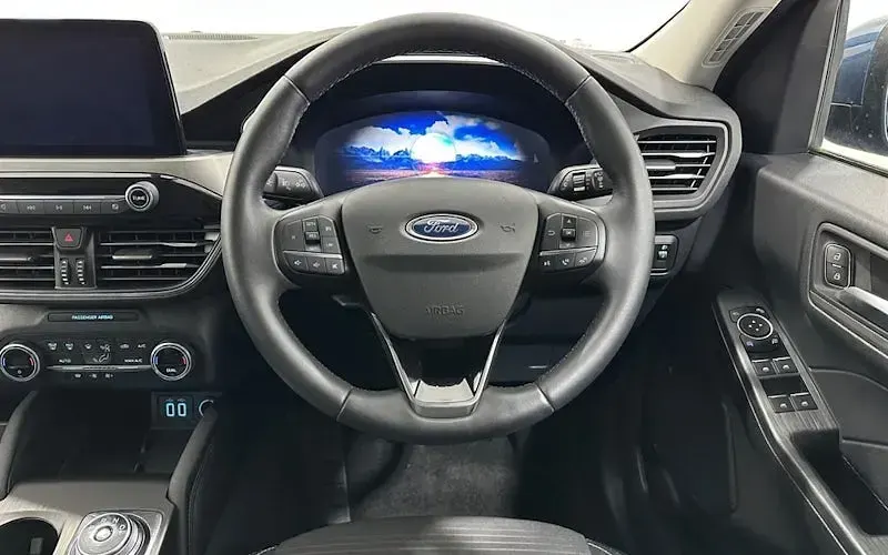 Used Ford Kuga Titanium 190 HP (139 kW) 2021 Blue SUV