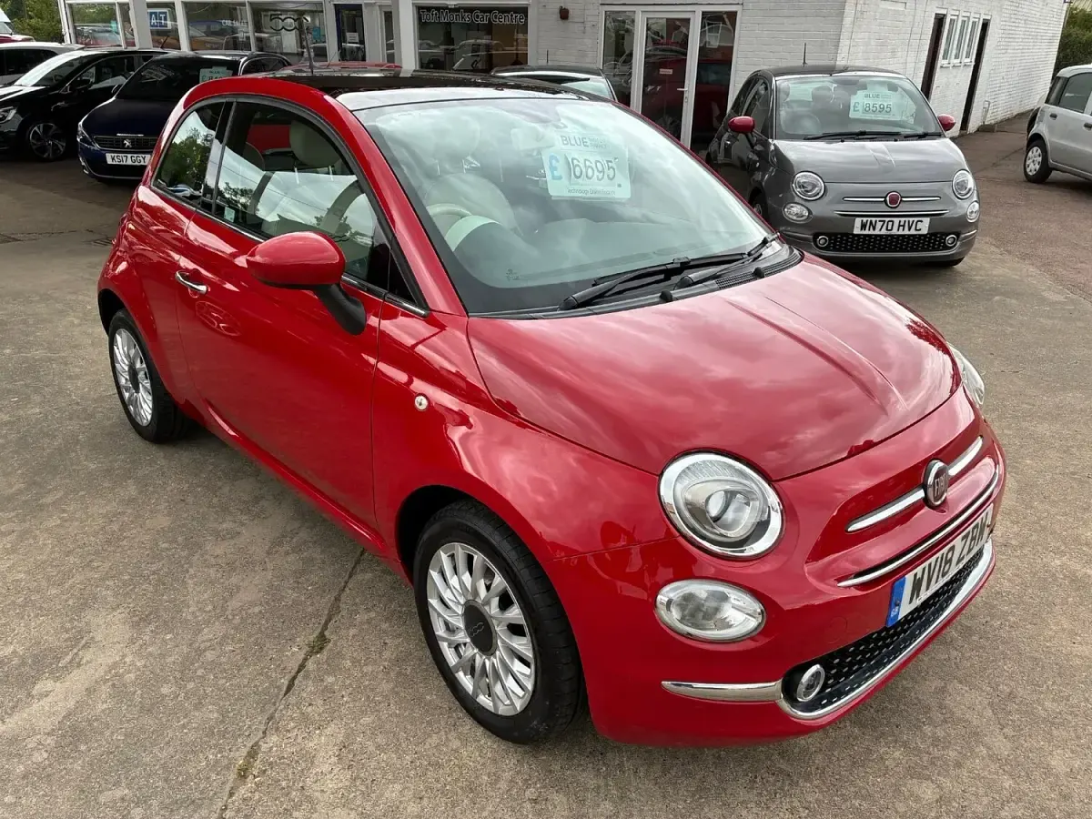Used Fiat 500 Lounge 69 HP (50 kW) 2018 Red Hatchback